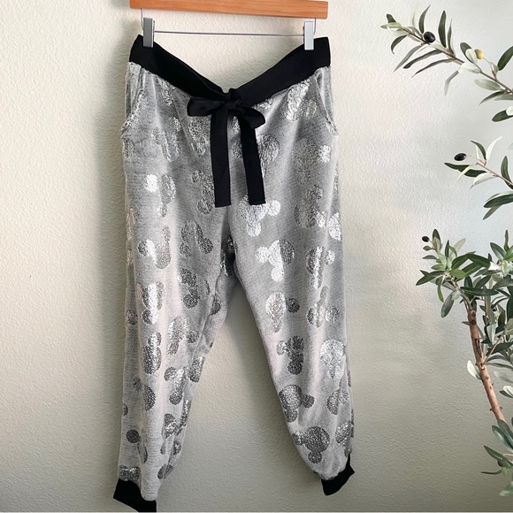 Disney Mickey Mouse Super Soft Plush Women’s Pajama Pants in Gray XL - Picture 4 of 5